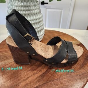Korks Mia Platforms Wedge Shoes Size 8